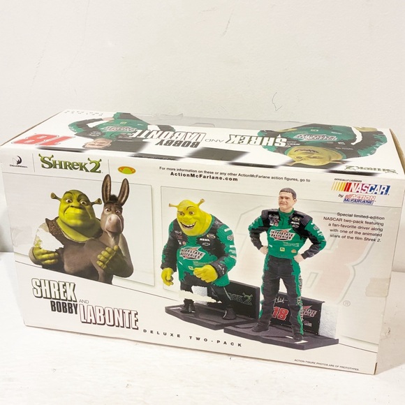 2004‎ McFarlane Toys NASCAR Shrek and Bobby Labonte 2-pack 6" Action Figures NEW - Picture 4 of 5